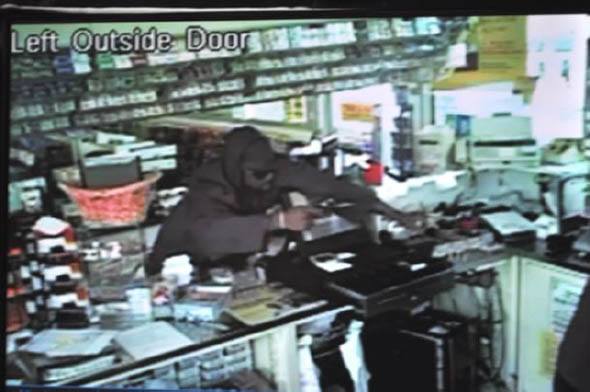 Aberdeen Police Seek Gas Station Armed Robber; Release Photos