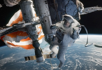 Dagger Movie Night: “Gravity” — “Intense is Not a Strong Enough Word for this Film”
