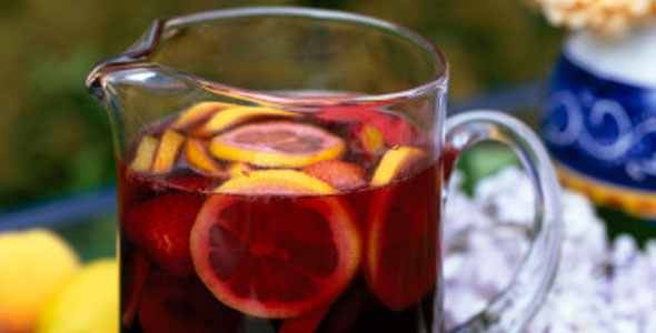 Everything from Soup to Nuts: Summer Means Sangria!